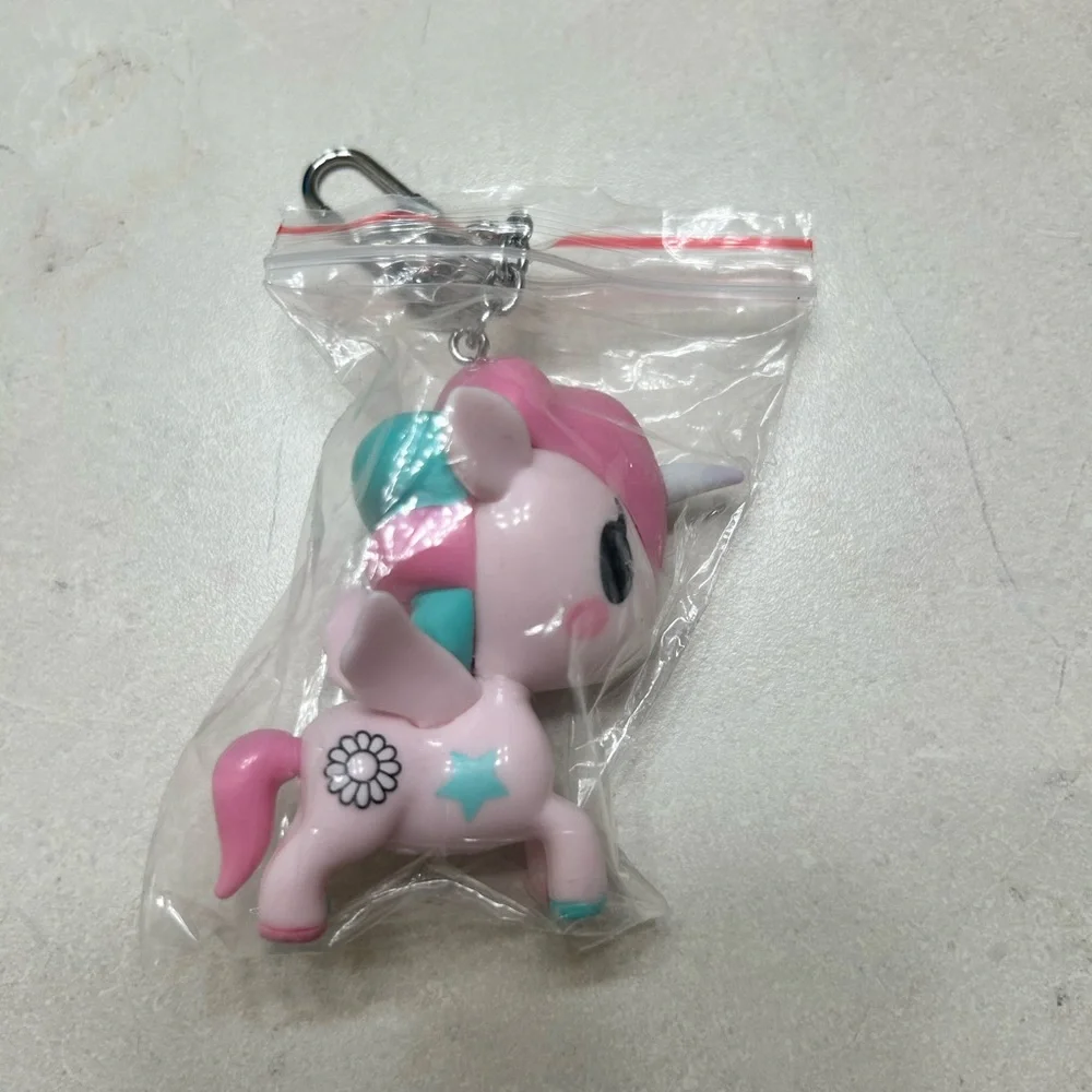 Assorted Tokidoki keychains - Picture 5 of 6